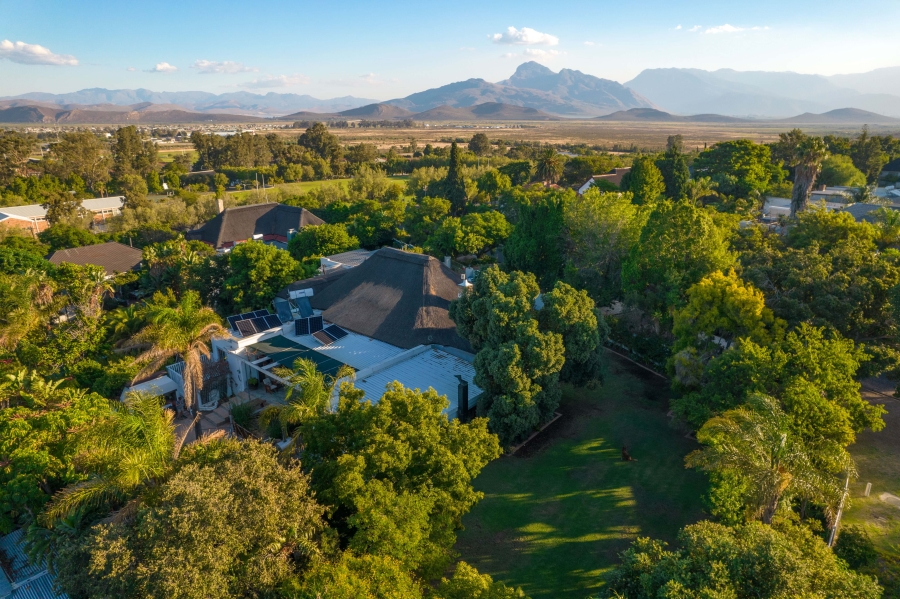 5 Bedroom Property for Sale in Langerug Western Cape